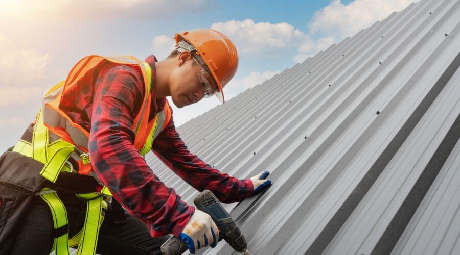 Professional gutter cleaning in Naoma, WV